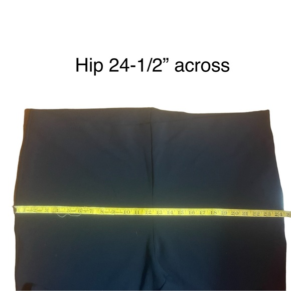 NWT H&M Black Flared Leggings. Size 3X - Picture 5 of 8